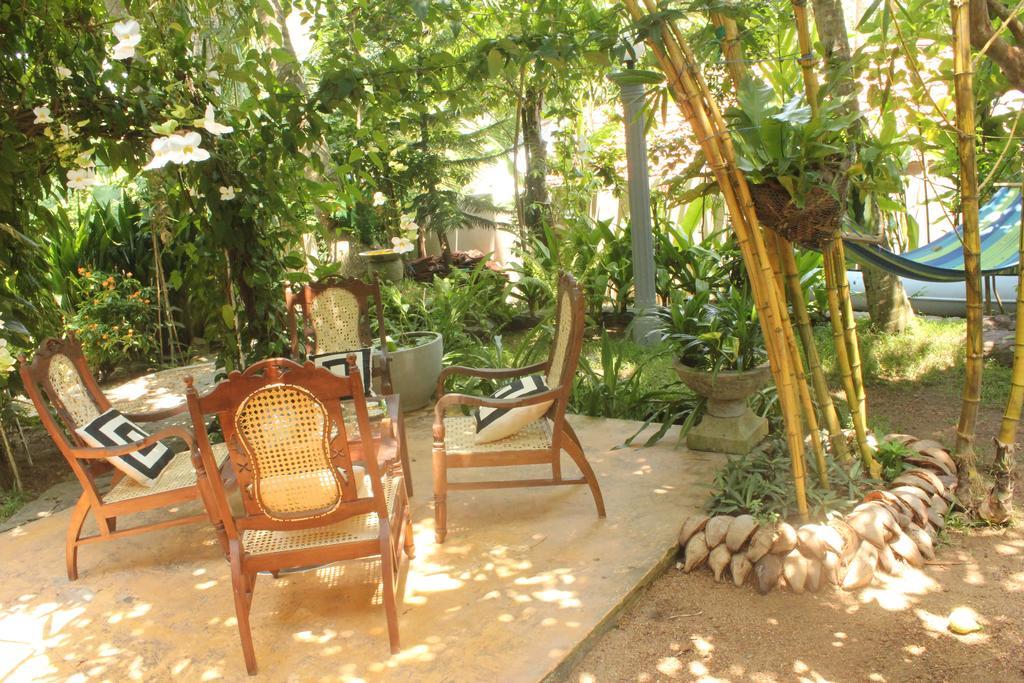Dionis Villa Unawatuna Bagian luar foto