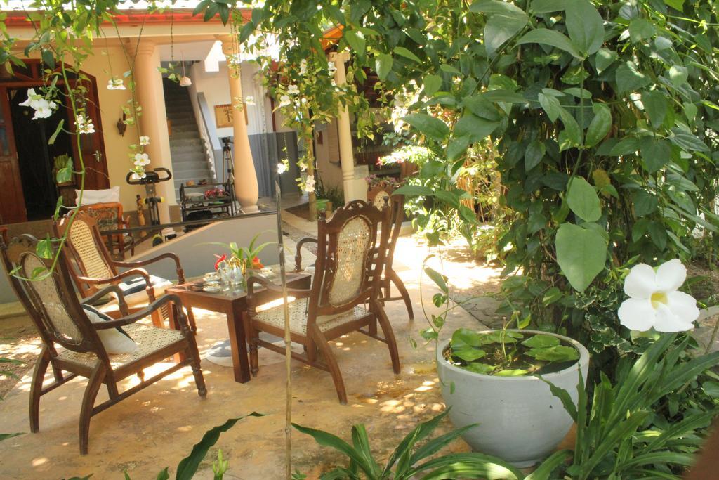 Dionis Villa Unawatuna Bagian luar foto